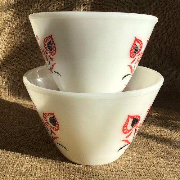 Vintage 1950's "Modern Tulip" Fire King Mixing Nesting Bowls 2 - Picture 6 of 9